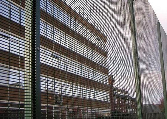 8# 358 مش سیم ضد صعود 13x75mm سوراخ گالوانیزه مش جوش ورق مقاومت در برابر زنگ زدگی