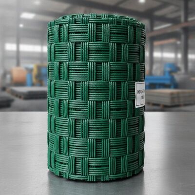 توری سیمی بافته شده با سوراخ مربعی یا مستطیلی، با روکش PVC، طراحی شده برای مصارف صنعتی سنگین