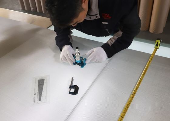 رول مش سیمی بافته شده از جنس استنلس استیل دوبلکس 2205 مورد استفاده در مخزن تحت فشار