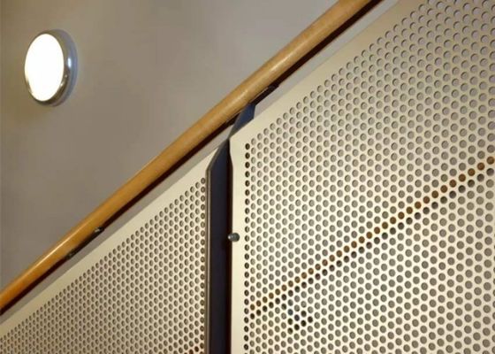 حفاظت از محیط زیست ورق آلومینیوم سوراخ دار تزئینی 0.5 تا 6 میلی متر