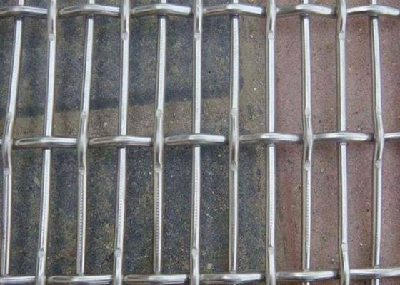 توری مشبک بافته شده فولادی کششی از نوع مش مستطیلی گالوانیزه برای دوام و طول عمر
