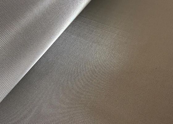 پرده شبكه بيني انعطاف پذير از فولاد ضد زنگ در رولها با انواع مختلف بافت برای استفاده در صنعت تصفيه