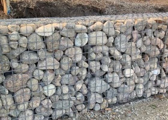 پانل های مش سیم جوشی گالوانیزه ISO45001 Zn-5 Al برای دیوار حائل گابیون