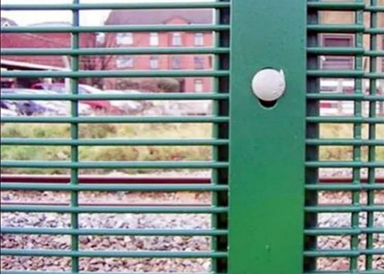 پانل های مش سیم جوشی 358 با مقاومت بالا